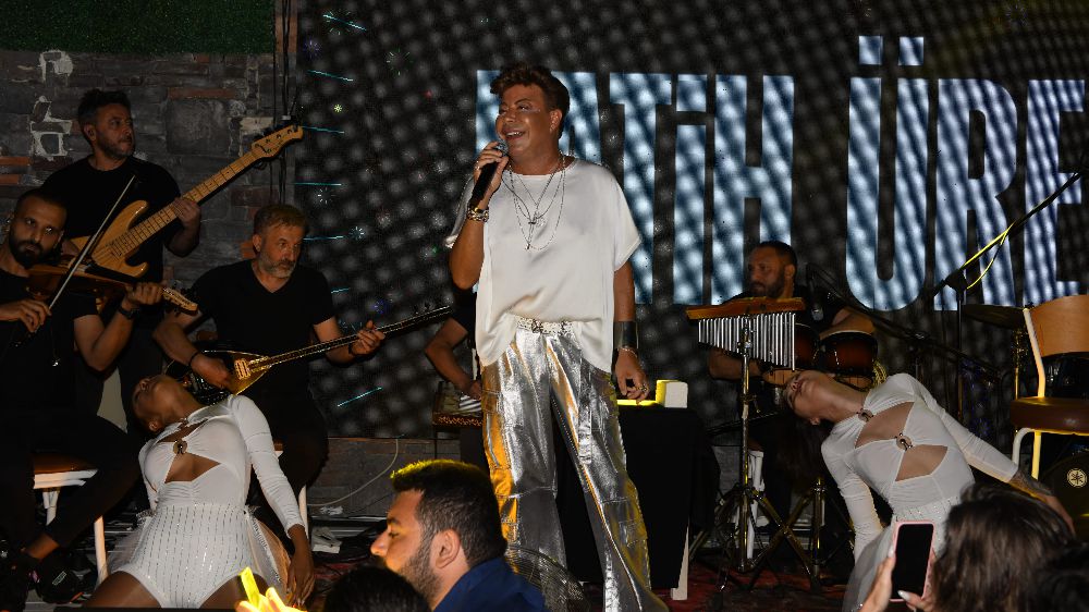 Fatih Ürek'ten esprili şekilde sivrisinek sitemi