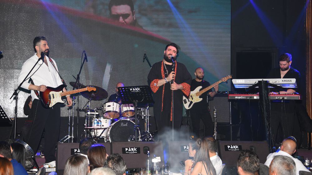 Sakiler Yeni Gazino’yu salladı 