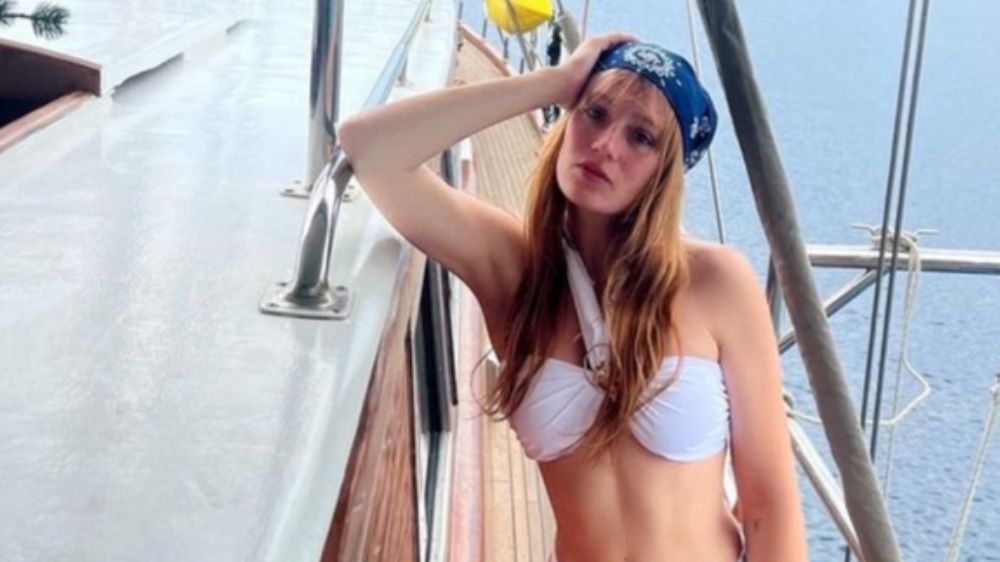 Ünlü oyuncu Gizem Karaca yaz sezonunu açtı