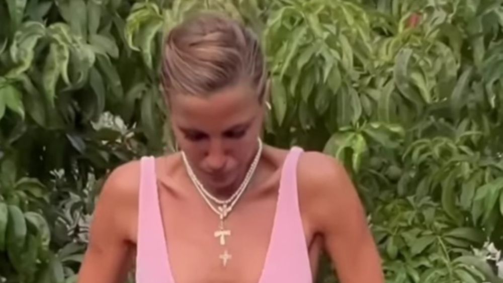 Çağla Şıkel öyle bir şey yaptı ki! Hayranları şok oldu!