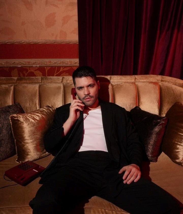 Emir Can İğrek fenomen olan Ali Cabbar şarkısının çalıntı olduğu iddialarına cevap verdi