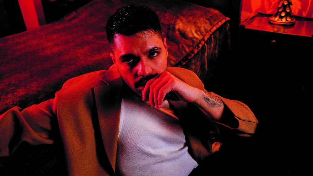 Emir Can İğrek: Kalbimi etkileyen her şeyin şarkısını yazabilirim