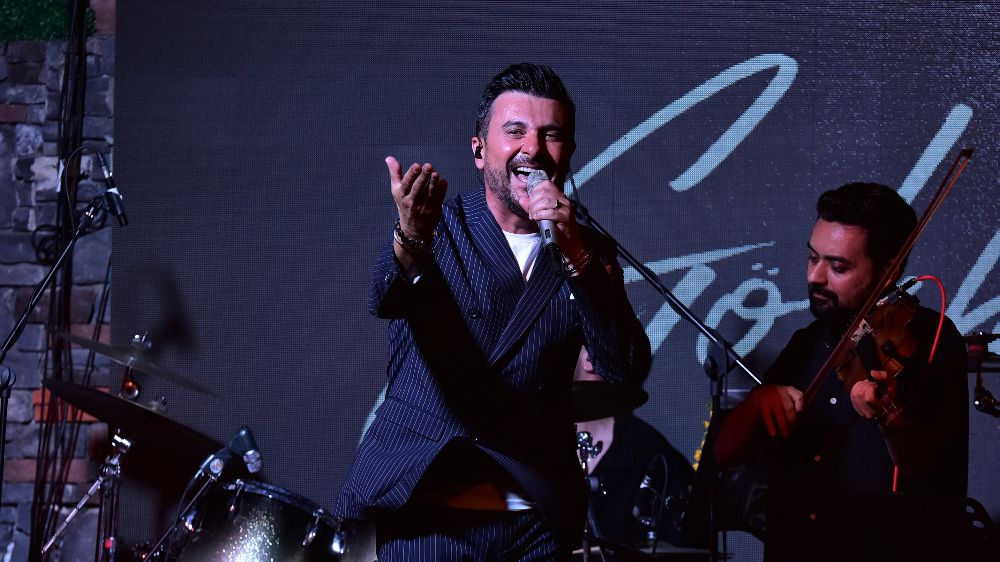 Gökhan Tepe'den 90'lar gecesi