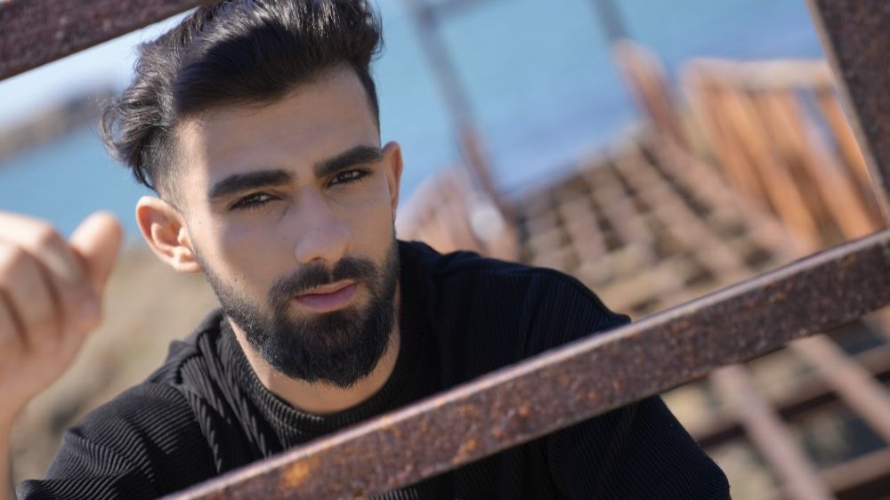 Hünkar Göksu 'Manitayla Tango' ile geri döndü