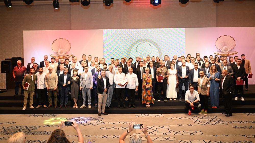 İncili Gastronomi Rehberi 2023 ödül töreni gastronomi dünyasının öne çıkanlarını belirledi