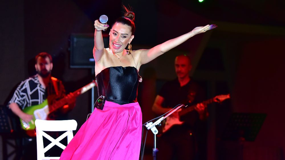 Nil Karataş’tan yeni şarkı müjdesi