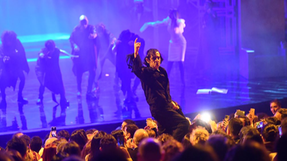 Okan Bayülgen ile “Richard” ilk kez Harbiye Açıkhava’da!