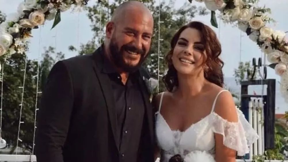 Ünlü çift Seren Fosforoğlu ile Kaan Önal boşanıyor