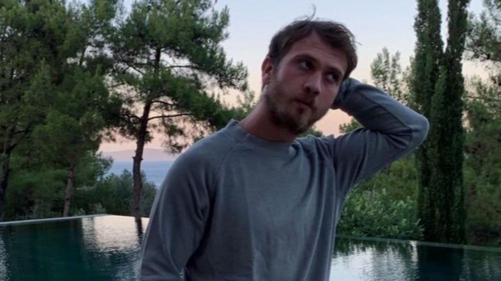 Disney Plus'un yayınlamaktan vazgeçtiği Atatürk dizisinde oynayan Aras Bulut İynemli ilk kez konuştu!