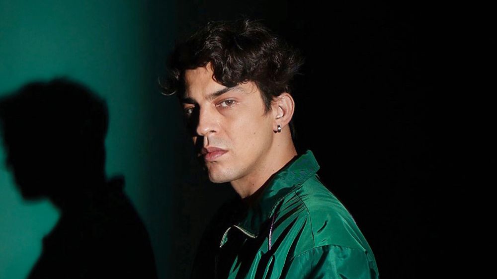 Norm Ender’den çok konuşulacak bir şarkı