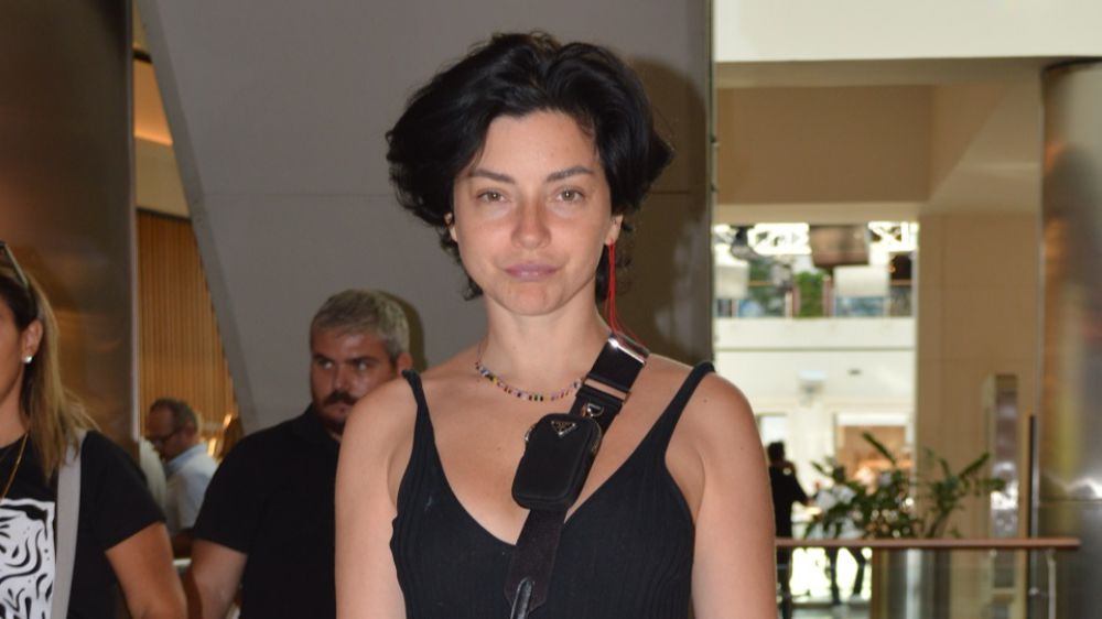 Merve Boluğur'un AVM tarzı