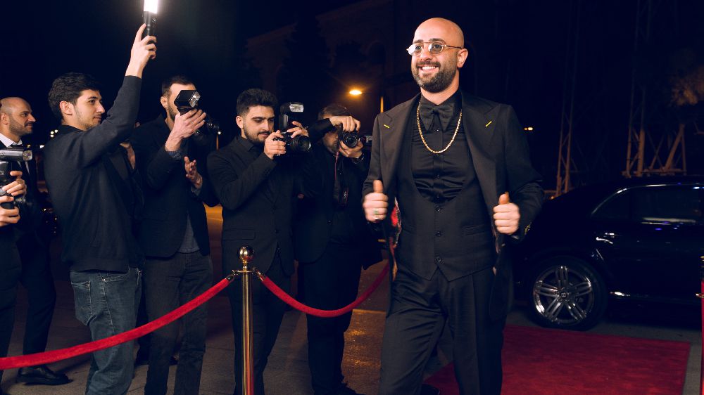 Hakan Gürsoy ‘Yılın En Başarılı Erkek Modacısı’ ödülünü aldı