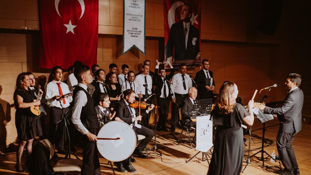  İzmir Otizm Orkestrası Efes Kültür Yolunda sahne aldı 