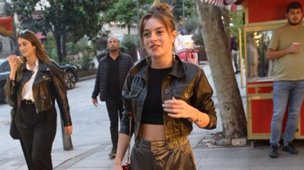 Melis Sezen yurt dışına mı açılıyor? Sezen'den flaş itiraf!