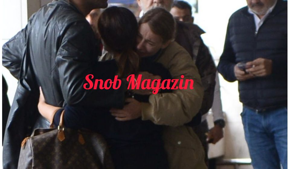 Tuba Ünsal yakın arkadaşı Haluk Akakçe'nin hayatını kaybettiği haberini alır almaz hastaneye koştu! Ünsal gözyaşlarına hakim olamadı