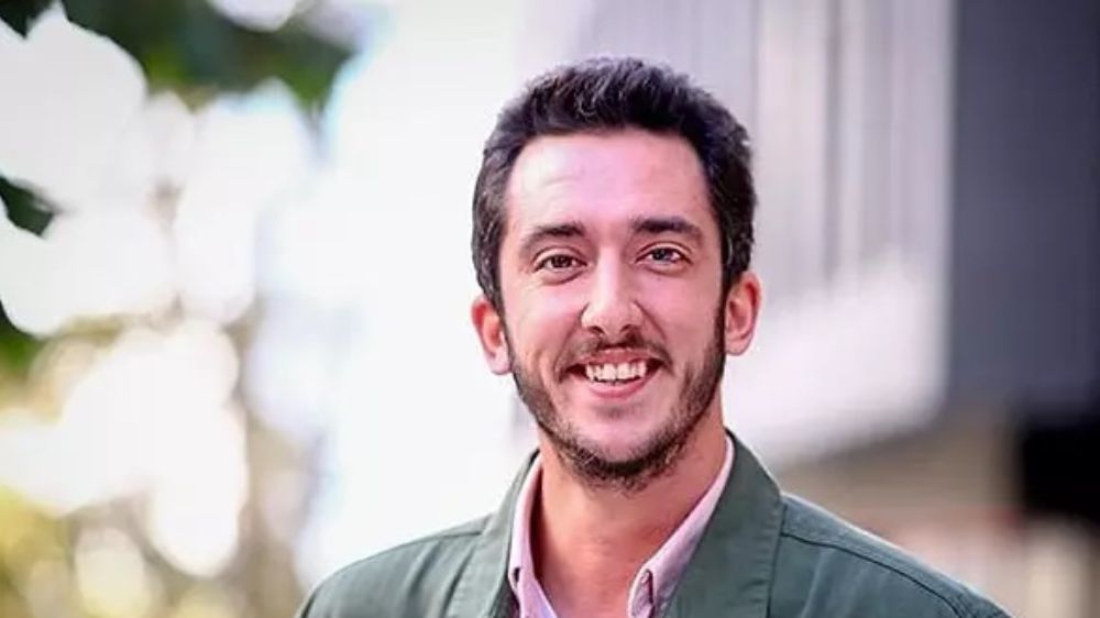  Ünlü isim Kıvanç Talu arkadaşlarını dolandırdığı iddia edildi! Veda partisi yapıp kaçtığı söyleniyor!