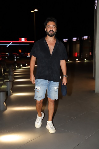 Ünlü şarkıcı Yusuf Güney Türkiye'yi terk edeceğini açıkladı