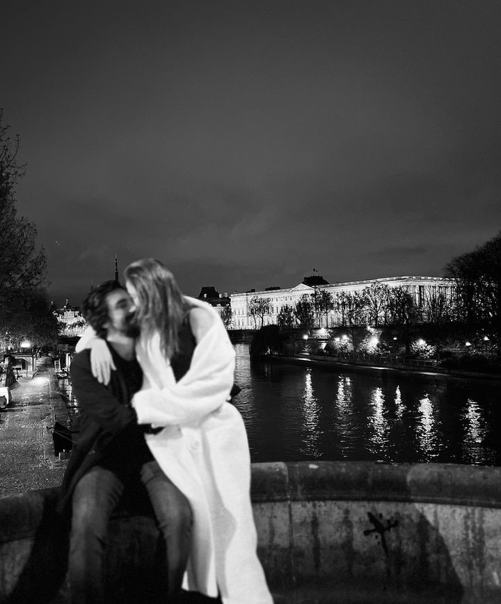 Ünlü oyuncu Alina Boz ve Umut Evirgen'den aşk pozu