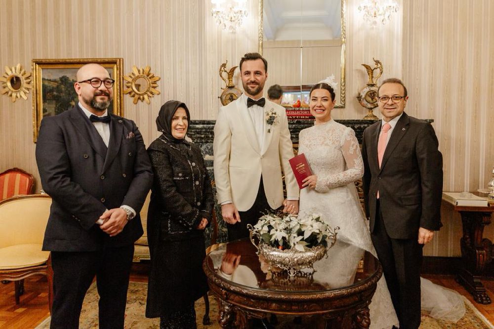 Hacer ve Onur Pala çifti Prag'ta rüya gibi bir düğünle evlendi