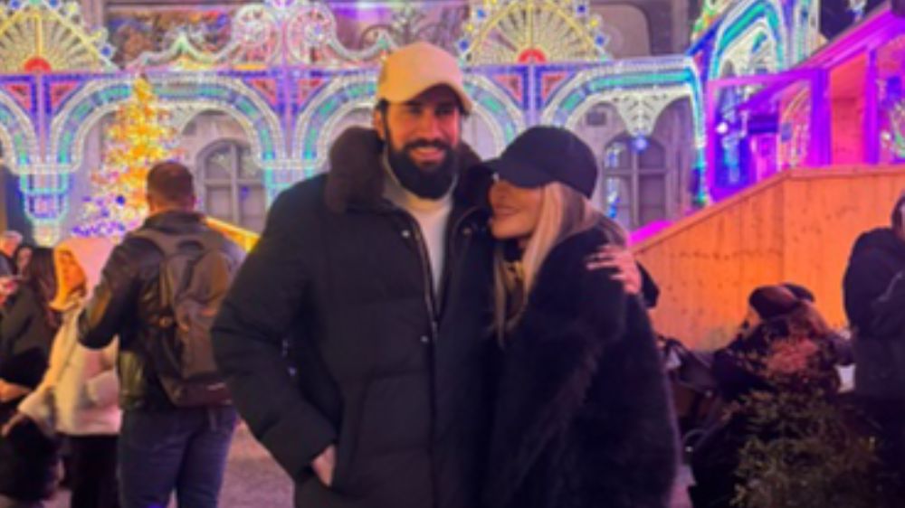 Seren Serengil ve Mustafa Tohma dünya jet sosyetesinin gittiği davete katıldı