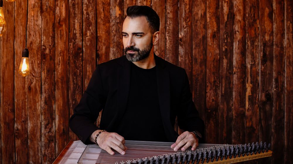 Sezen Aksu’nun efsane şarkılarını kanunla buluşturdu