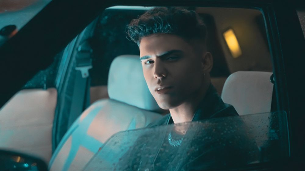 Sokaklardan zirveye çıkacağım