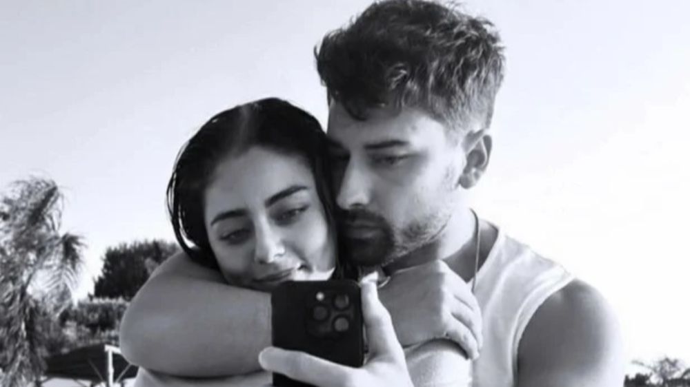 Ünlü çift Sıla Türkoğlu ile Alp Navruz ayrıldı