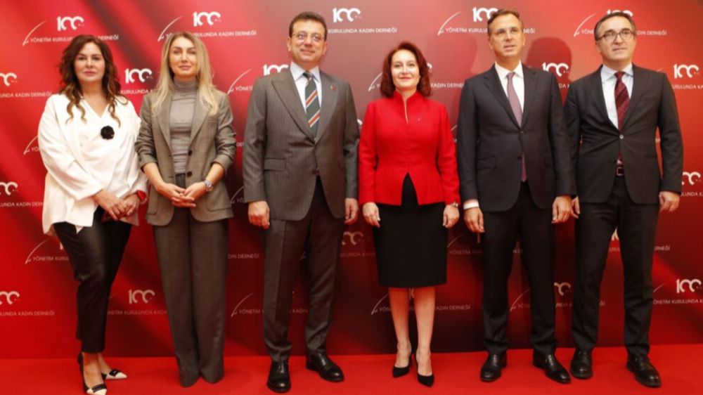 Yönetim Kurulunda Kadın Derneği “Gelecek İçin Kadın Gücü Zirvesi”ni gerçekleştirdi