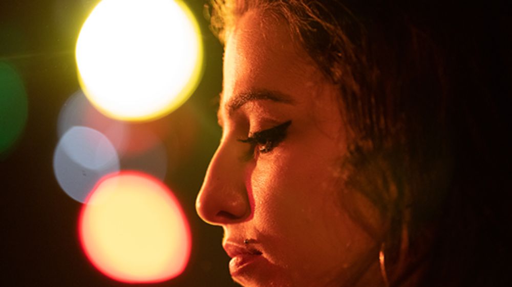 Amy Winehouse “In My Bed” klibinden yeni görüntüler ortaya çıktı