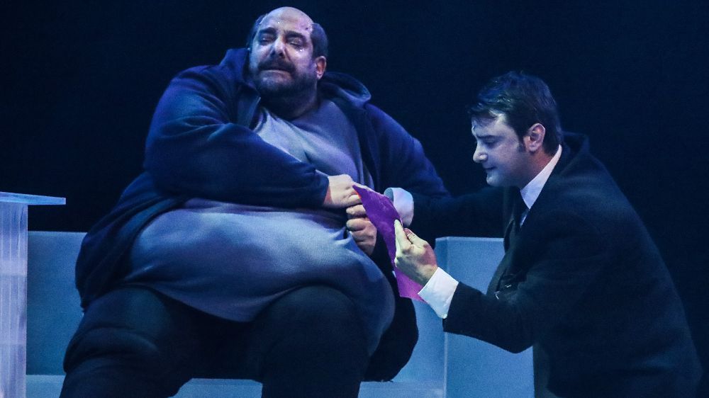 'Balina' Mart ayı temsilleriyle hız kesmiyor