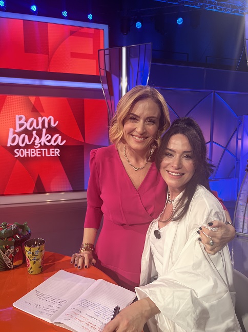 Belçim Bilgin'in yüzündeki değişim dikkat çekti