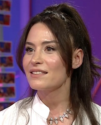 Belçim Bilgin'in yüzündeki değişim dikkat çekti