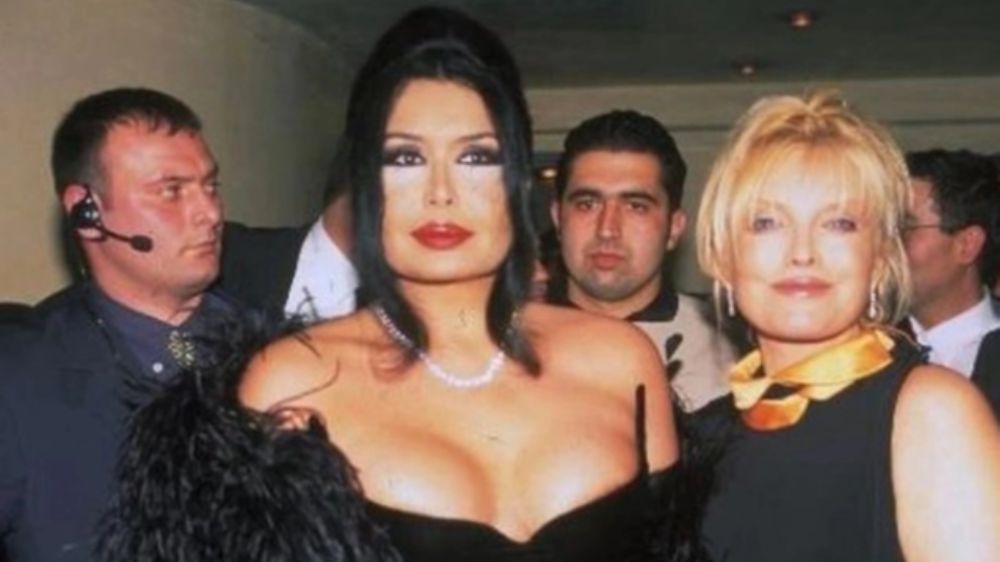 Bülent Ersoy: Ajda ile çok iftihar ediyorum