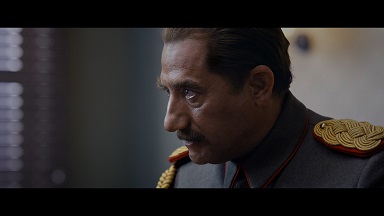 Gazi Mustafa Kemal Atatürk'ü canlandıran Yiğit Özşener, makyaj için Tahran'a gitti