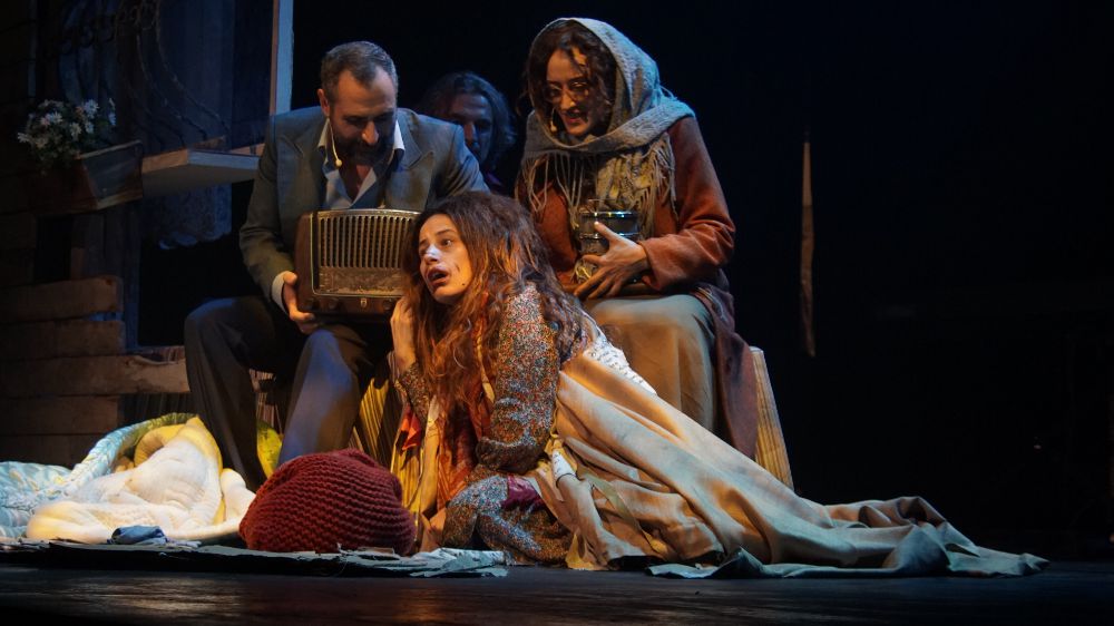 'Hamiyet'in galasına ünlü akını   