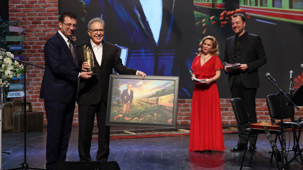  İstasyon Dergi 3. yaşında   