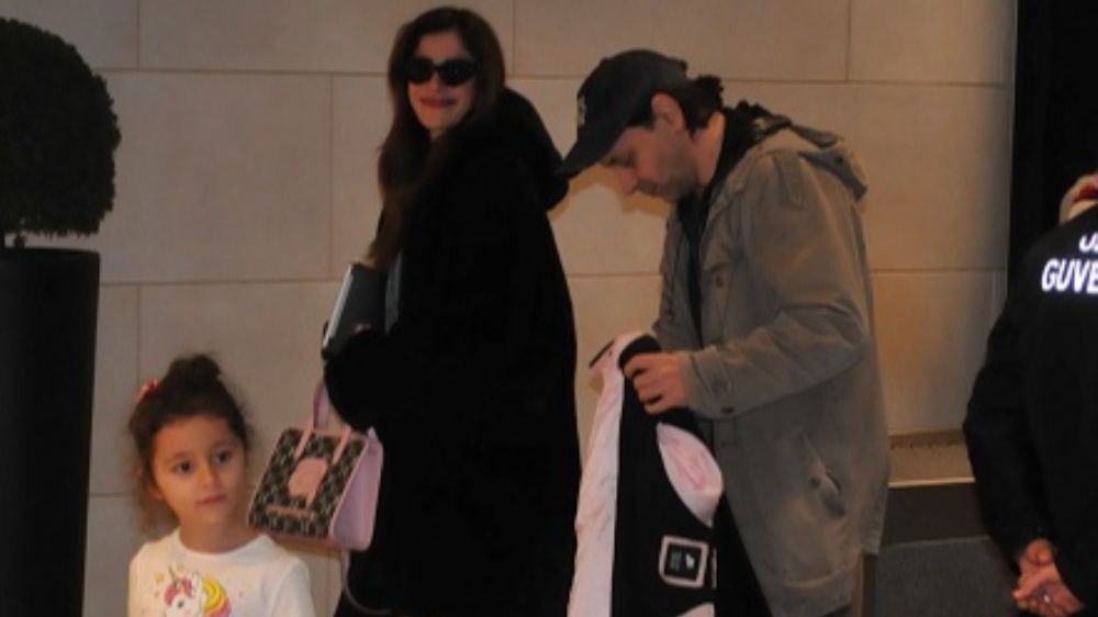 Kaan Tangöze ve Kıvılcım Ural'ın Nişantaşı turu