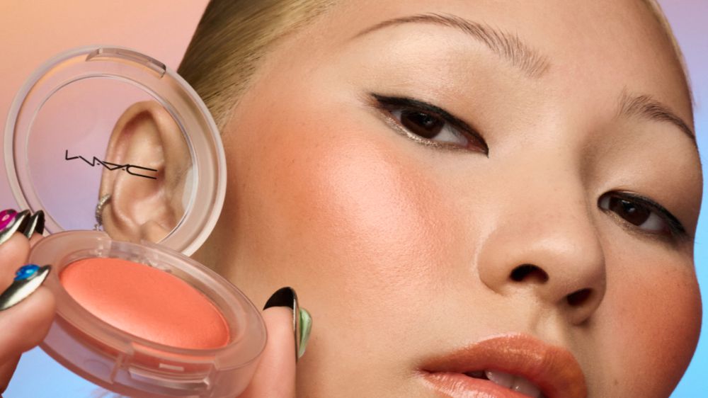 Şeftali tonlarıyla 2024'ün en dikkat çeken göz alıcı makyaj trendini yakalayın