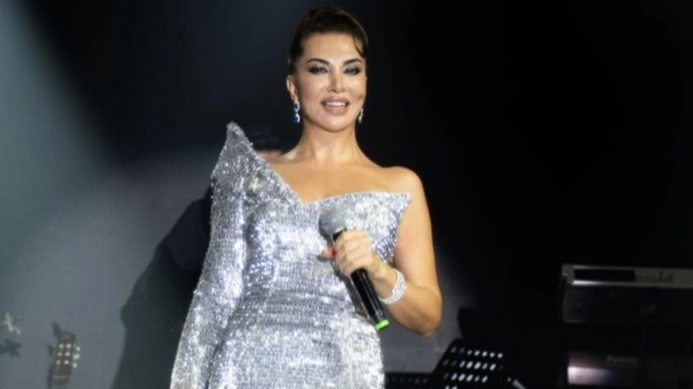 Yeni yılda İstanbul'da Ebru Yaşar coşkusu