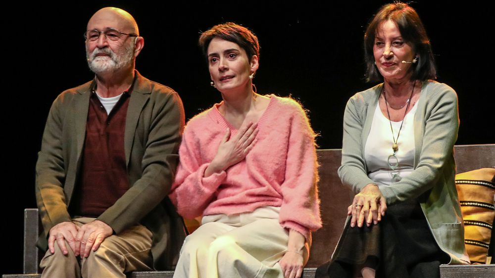 “Aile Yalanları” matine ve suare gösterimlerine başlıyor 