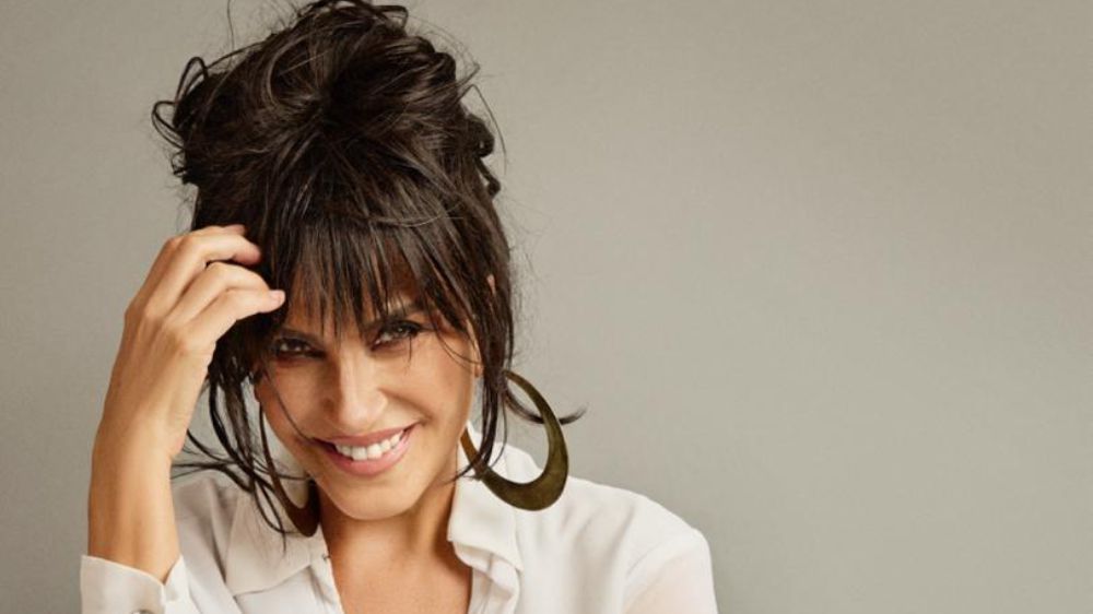 Ayşegül Aldinç’in yeni kitabı çıktı