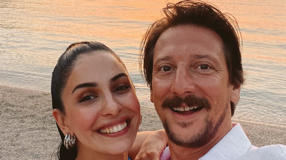 Beyza Şekerci ve Engin Hepileri çiftinden 14 Şubat'a özel açıklamalar