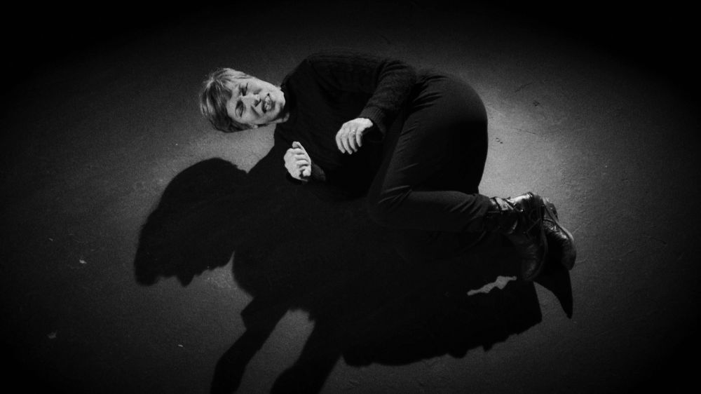 Deniz Arcak'ın yeni şarkısı depremzedelere umut oluyor