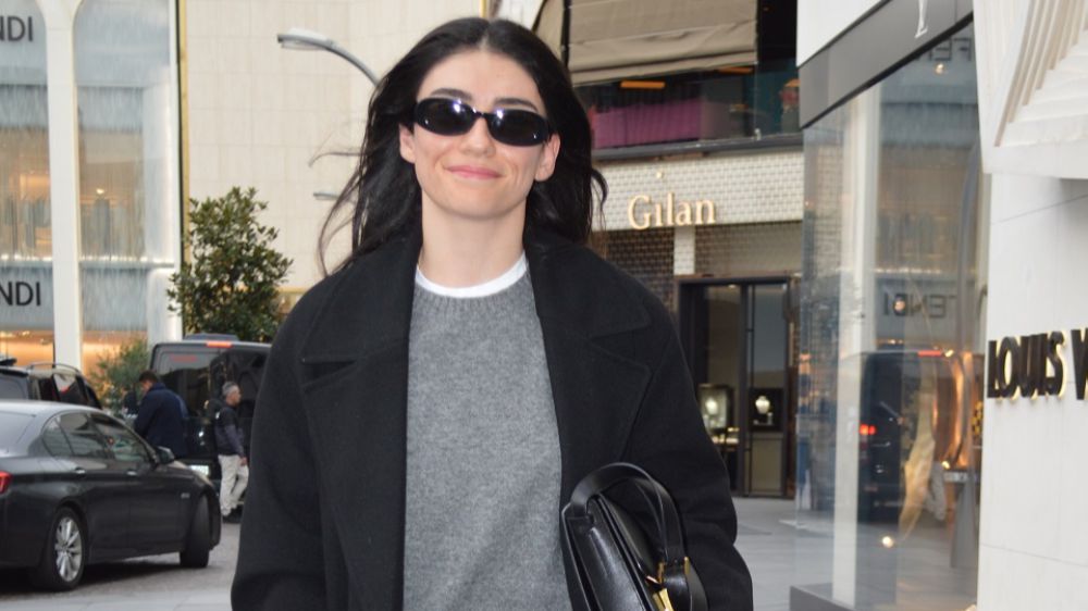  Dilber dansıyla gündem olan Hazar Ergüçlü'den açıklama geldi