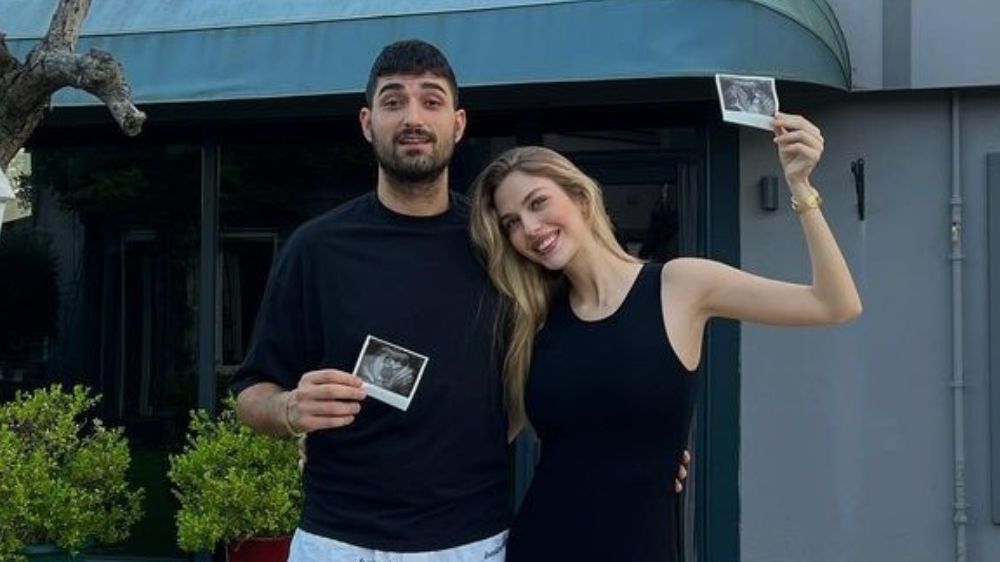 İdo Tatlıses ve Yasemin Şefkatli'nin ikiz bebeklerinden güzel haber