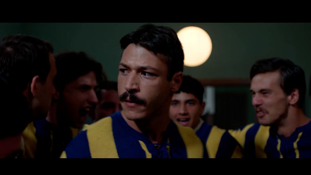 Kubilay Aka Türk futboluna damgasını vuran efsane kaptan Galip Kulaksızoğlu ile beyazperdede   