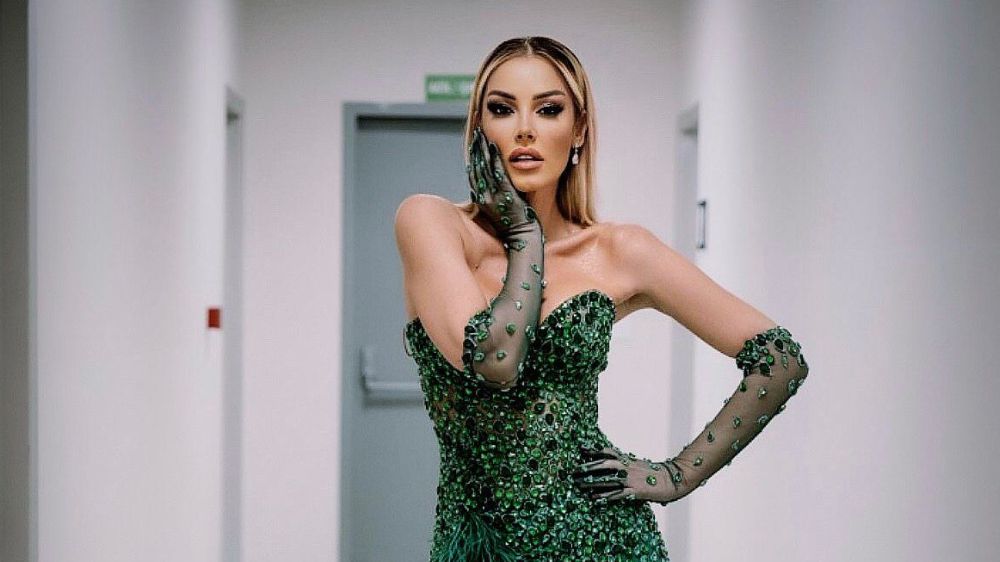  Petek Dinçöz’den muhteşem performans