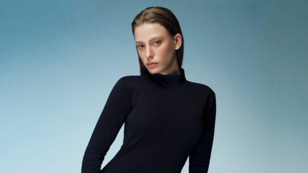 Serenay Sarıkaya’dan heyecanlandıran adım! 12 şarkılık albüm geliyor