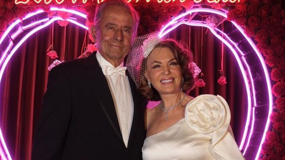 Evliliklerinin 51’inci yılını kutladılar! Kadriye Olgar-Güven Olgar 51 yıl sonra yeniden gelin-damat oldu