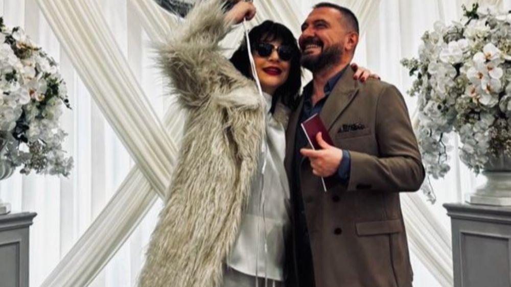 Gonca Vuslateri evlendi